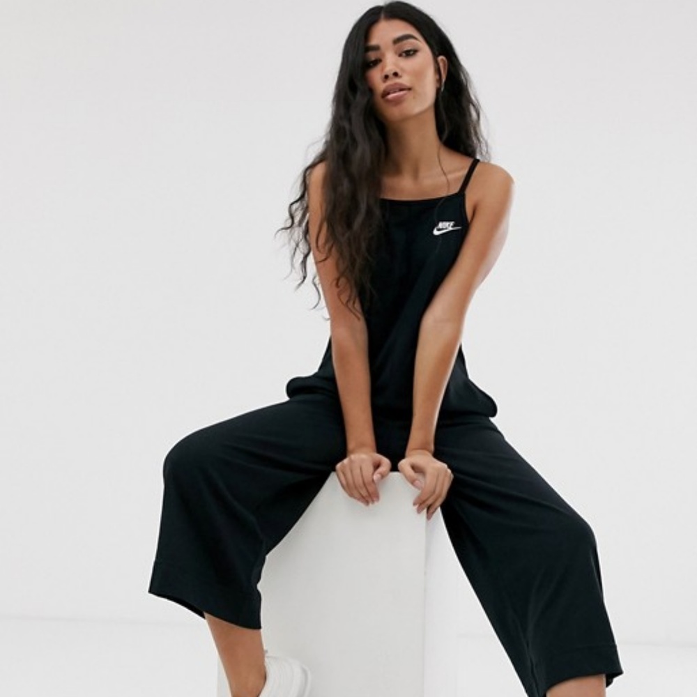 NIKE SLOUCHY BLACK JUMPSUIT